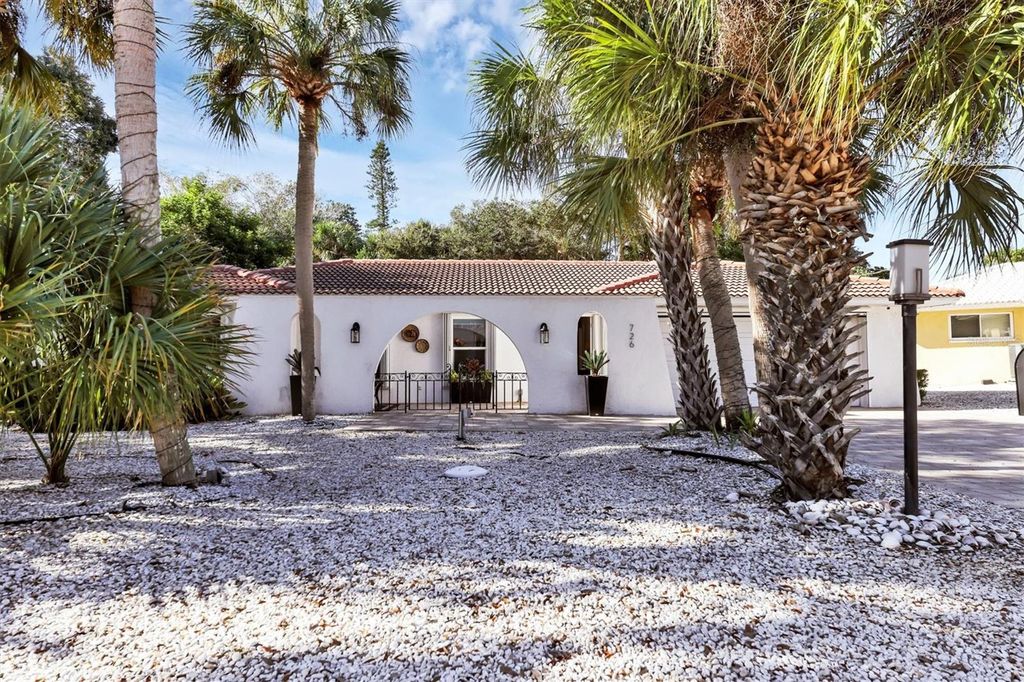 Photo of 726 Birdsong Lane, Sarasota, FL 34242 (MLS # A4634095)