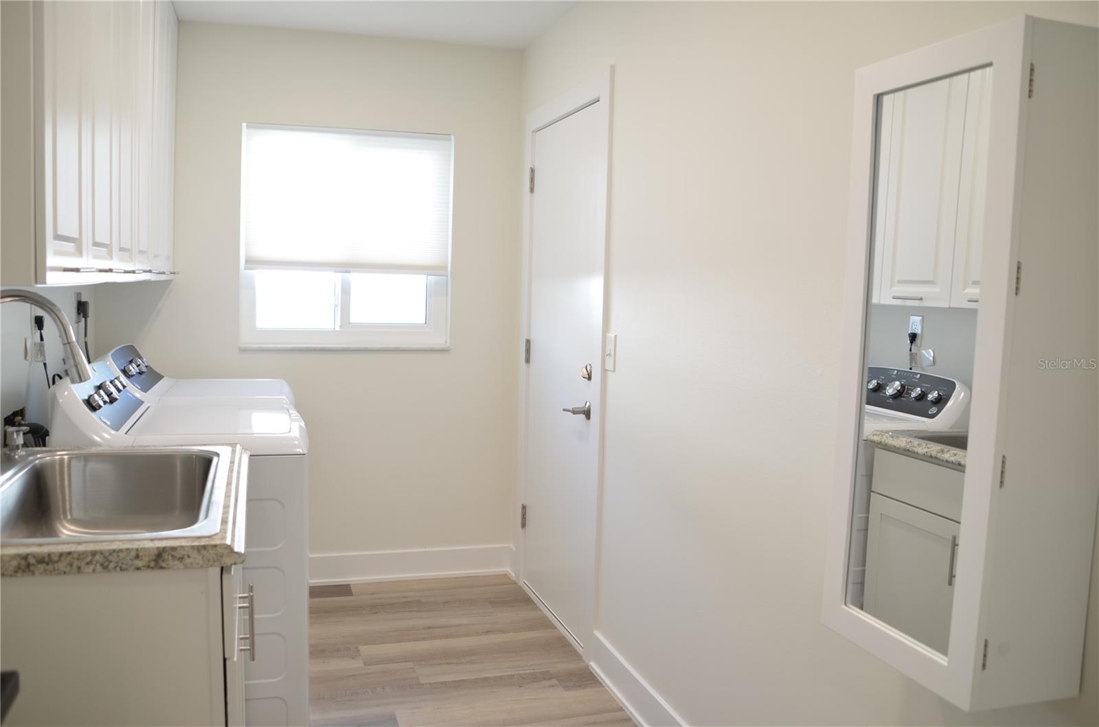 SIESTAS BAYSIDE WATERSIDE SOUTH - Residential Lease