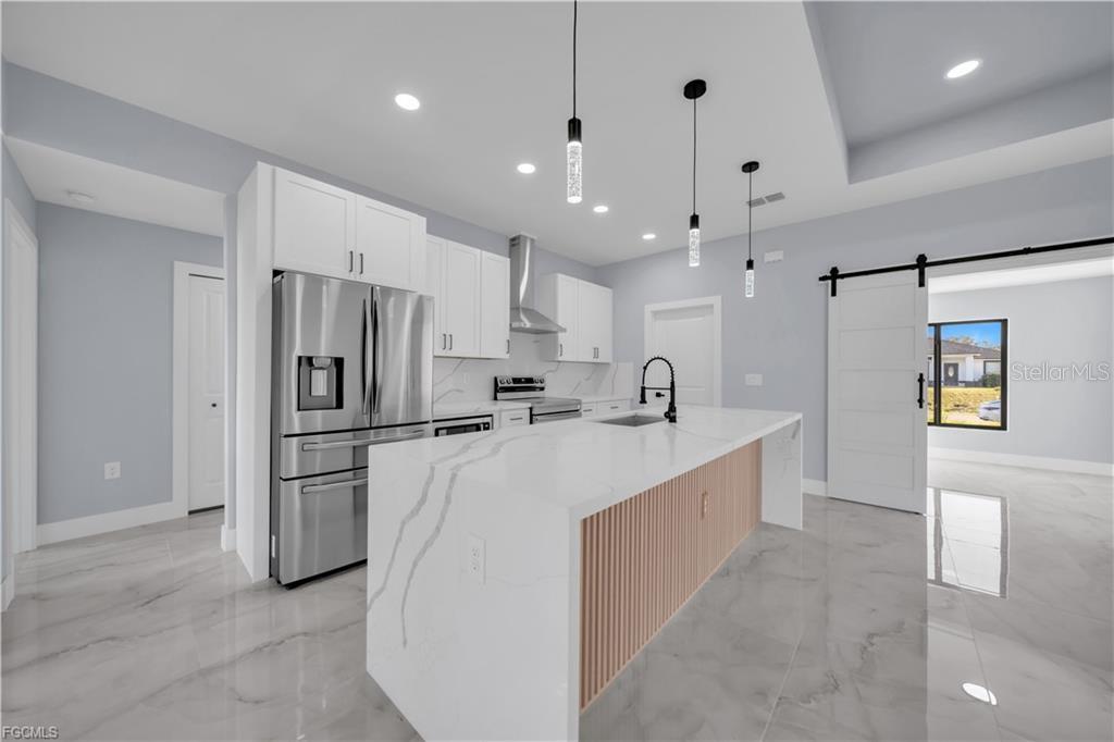 LEHIGH ACRES - Residential