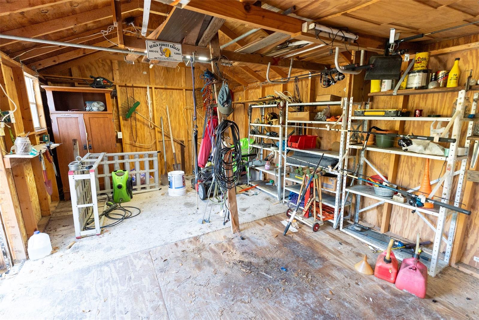 EUREKA SHORES - Residential