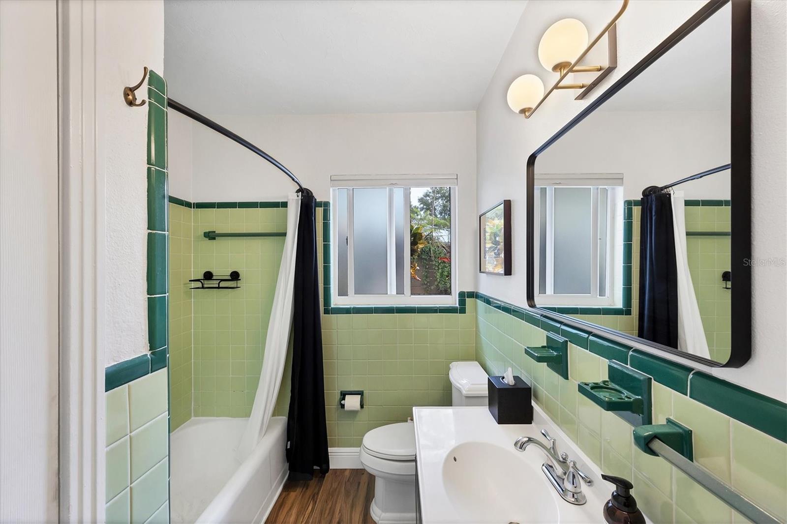 THOMPSON SUB - Residential