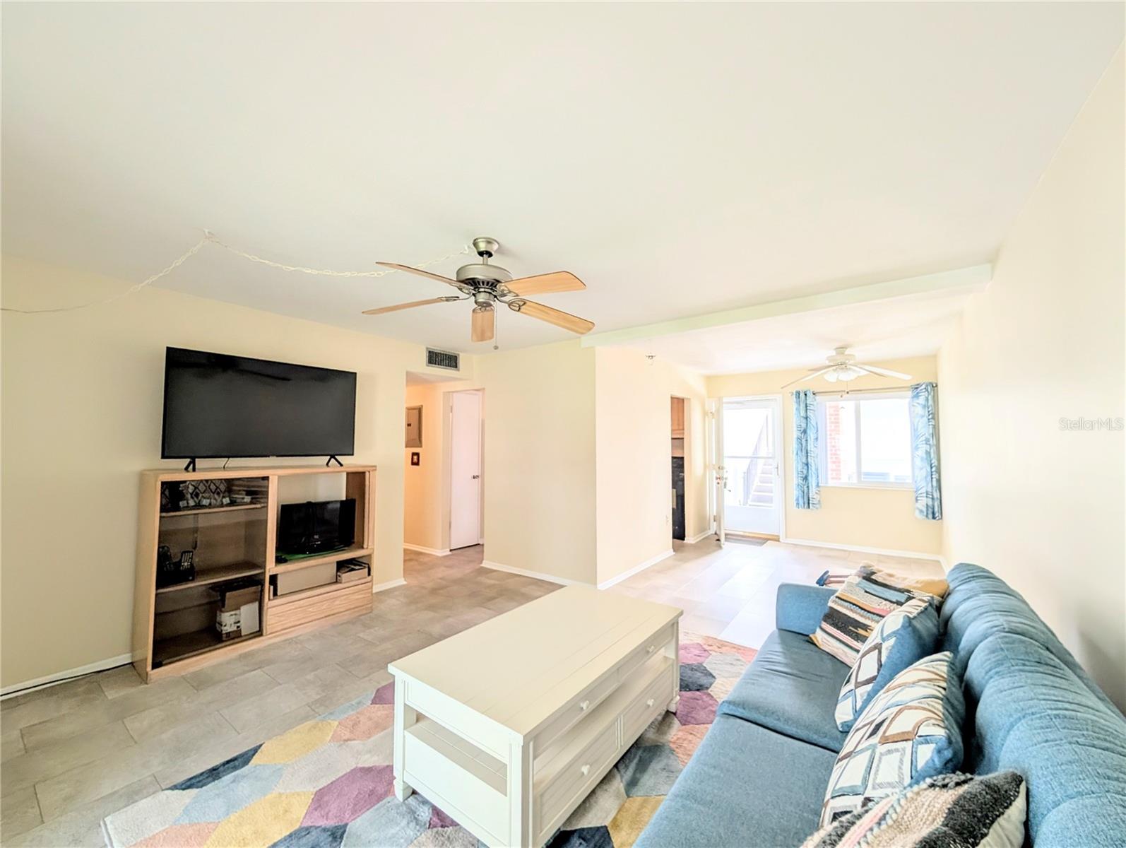 THE FOURTH BAYSHORE - Residential