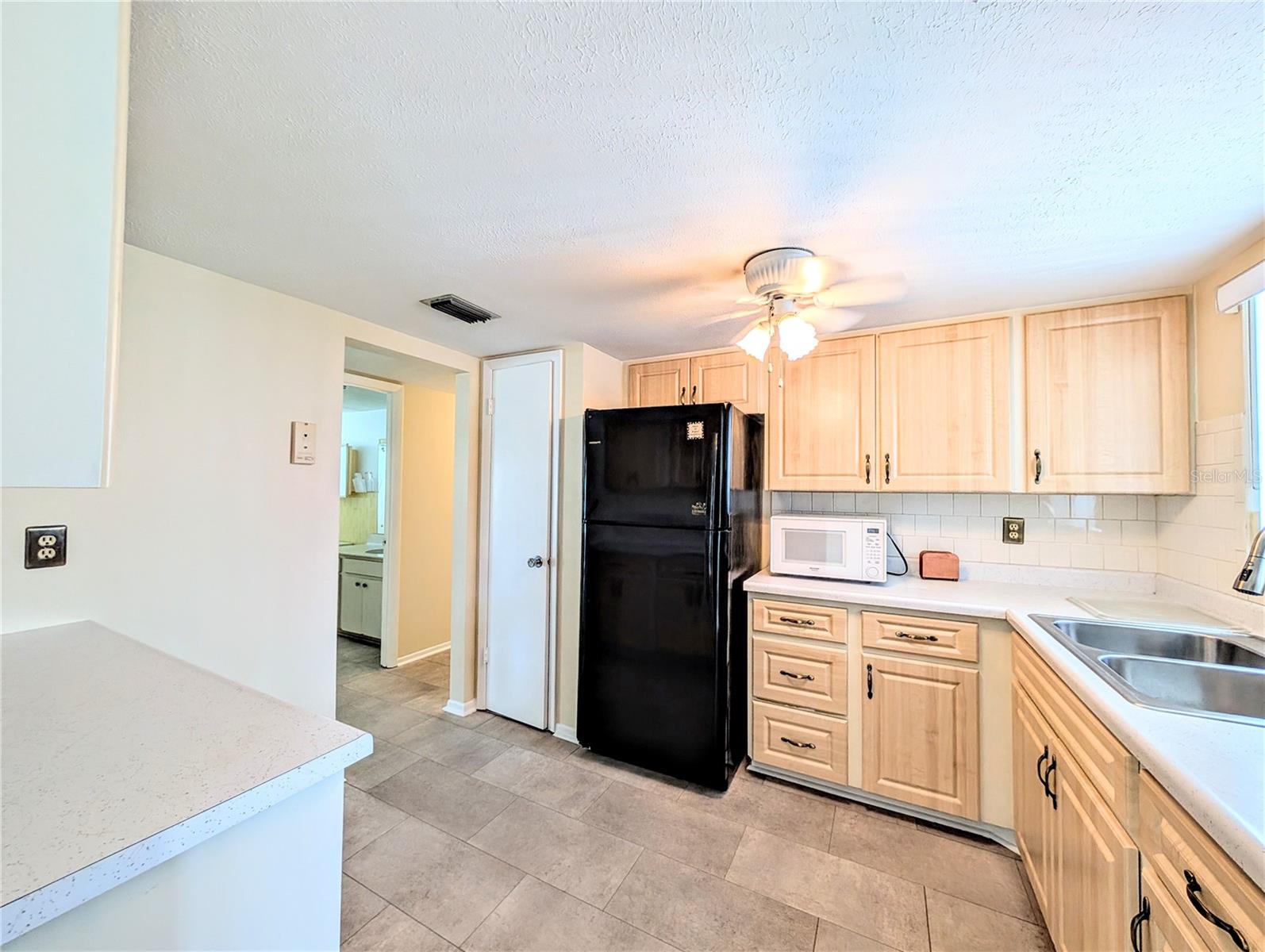 THE FOURTH BAYSHORE - Residential