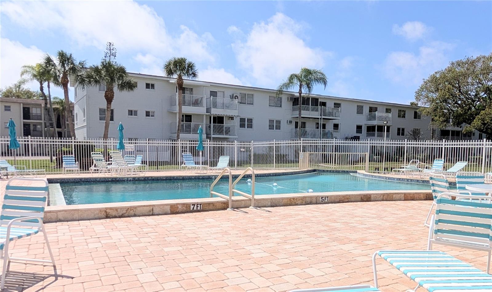 THE FOURTH BAYSHORE - Residential