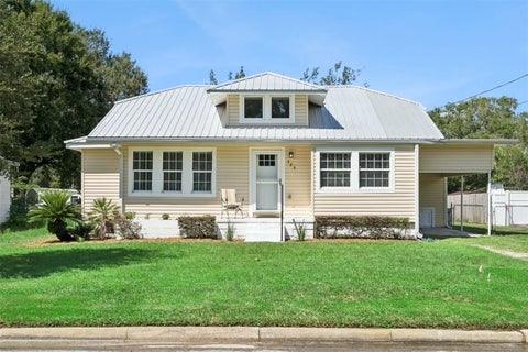 Photo of 325 W Newell Street, Winter Garden, FL 34787 (MLS # O6441955)
