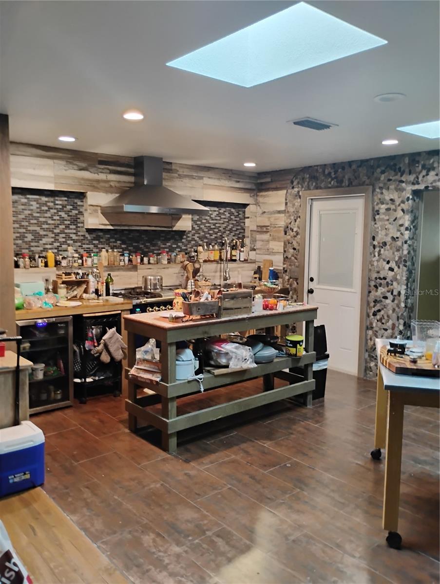 ORANGEWOOD TERRACE - Residential