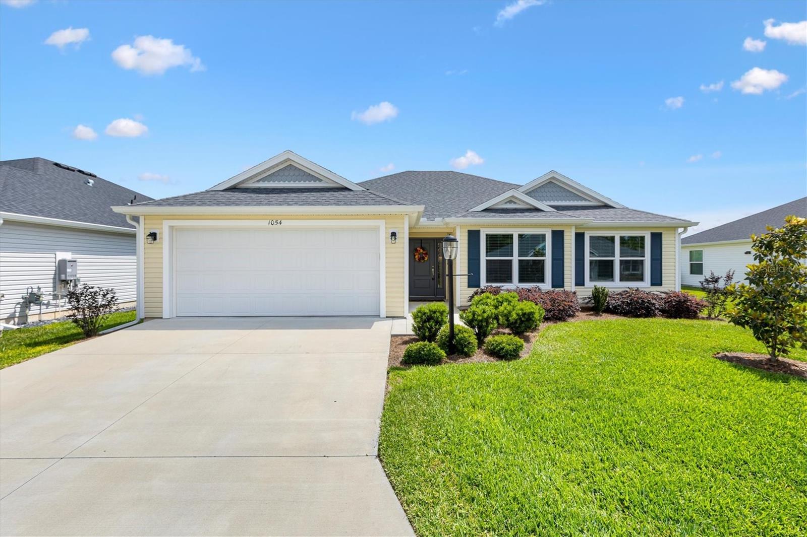 VILLAGE OF LAKE DENHAM - Residential