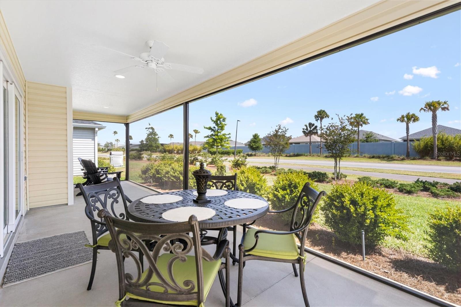 VILLAGE OF LAKE DENHAM - Residential