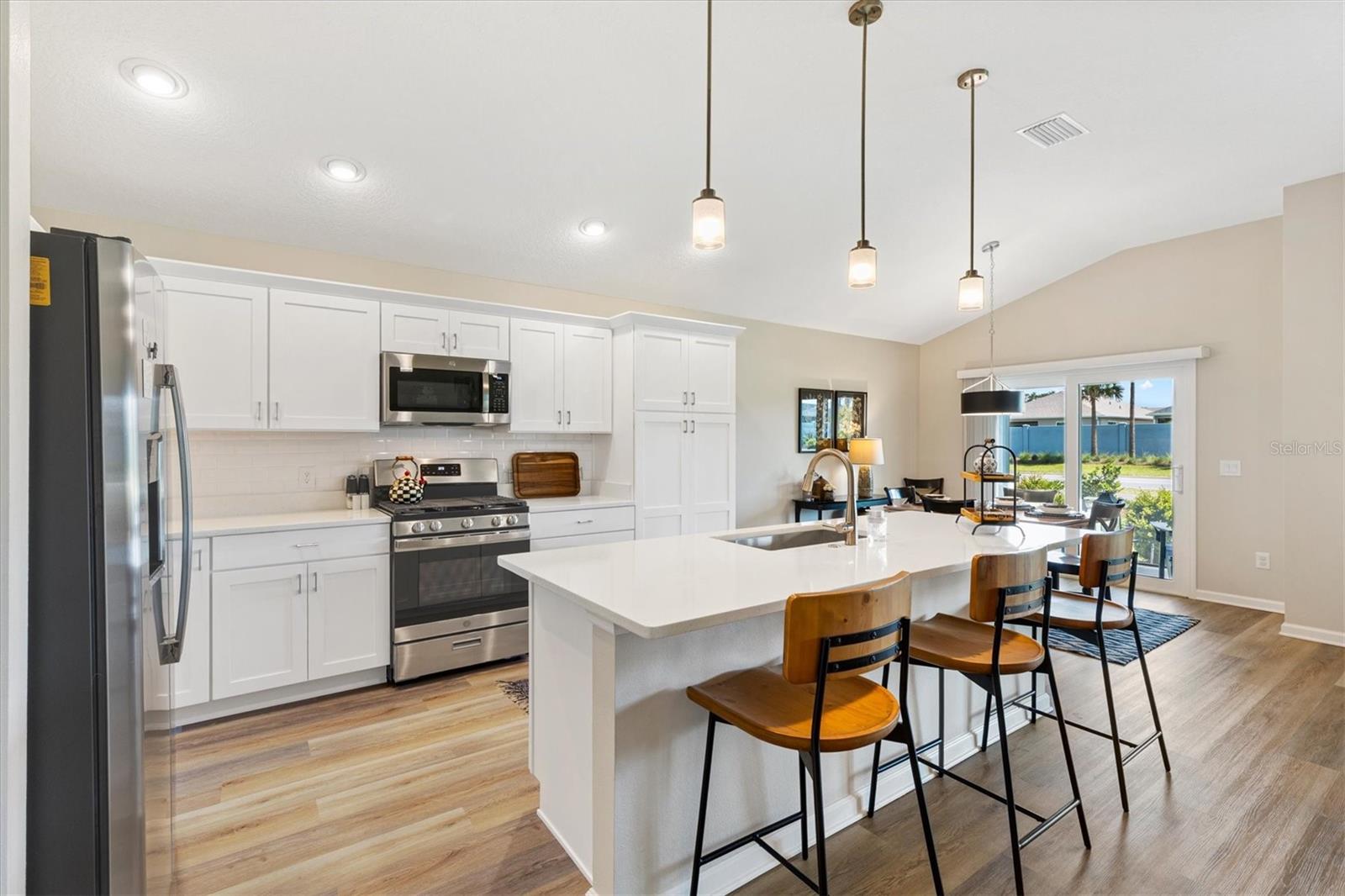 VILLAGE OF LAKE DENHAM - Residential
