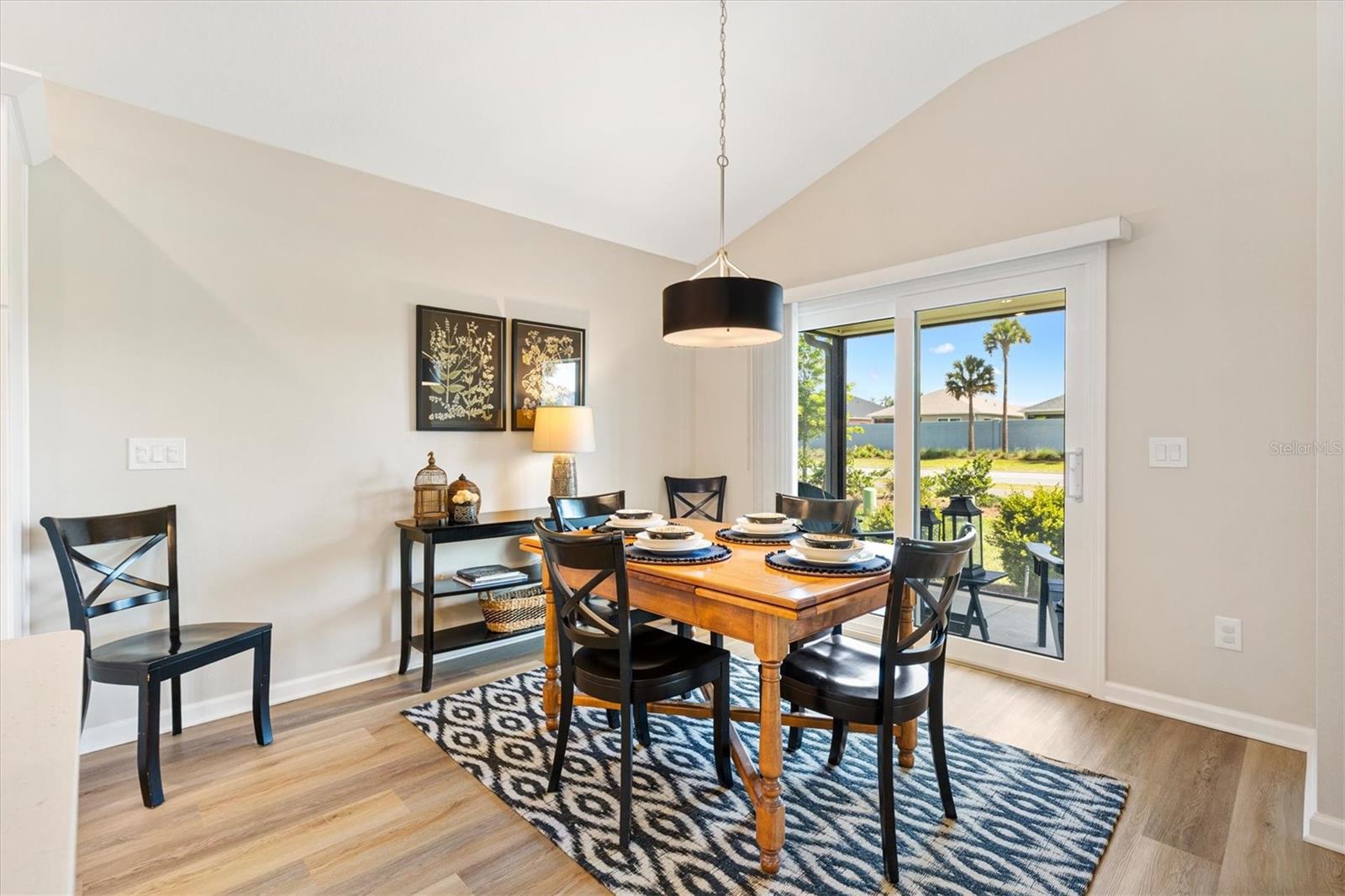 VILLAGE OF LAKE DENHAM - Residential