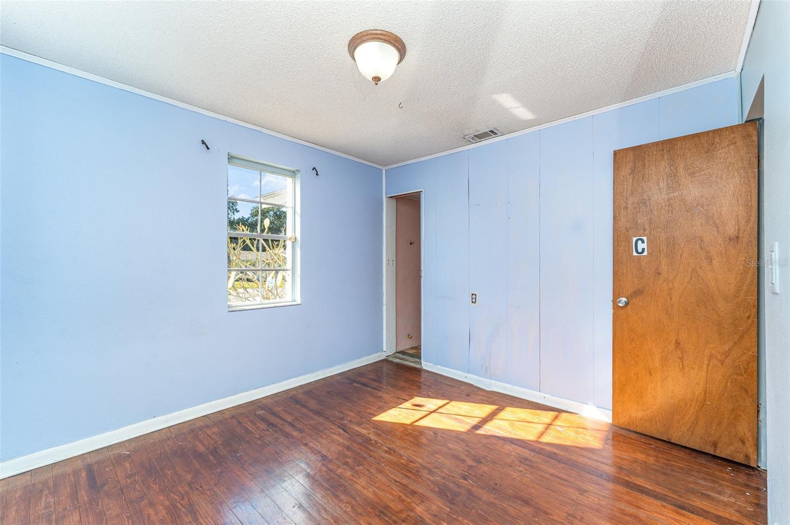 COLLEGE HEIGHTS OR COKER & BUZBEE - Residential