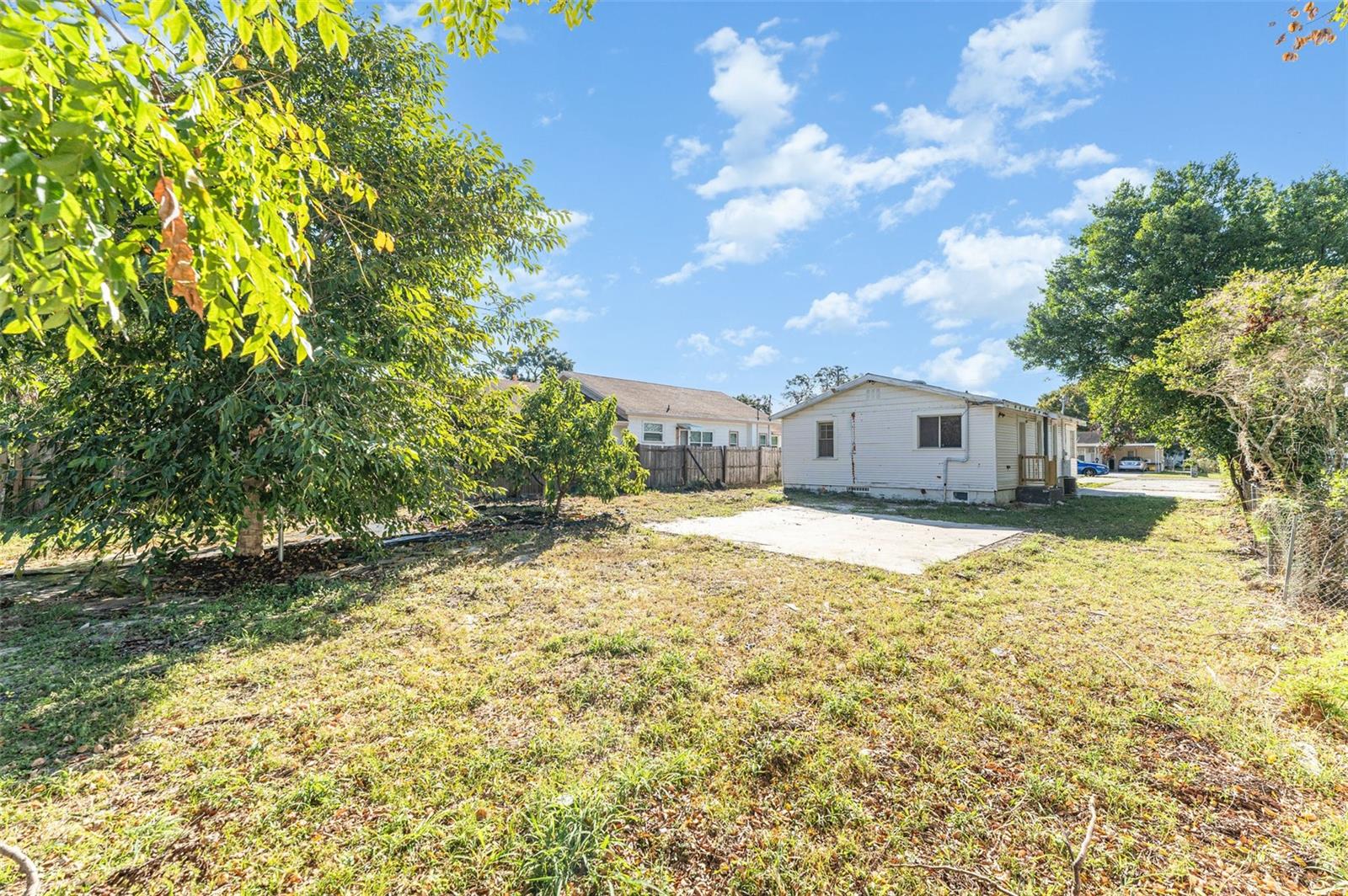 COLLEGE HEIGHTS OR COKER & BUZBEE - Residential