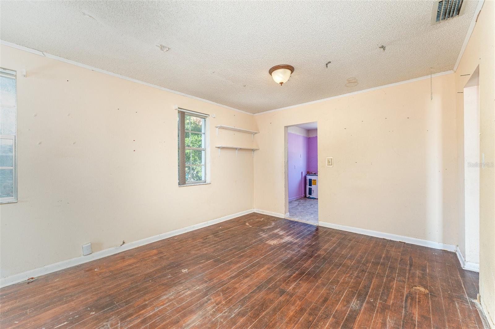 COLLEGE HEIGHTS OR COKER & BUZBEE - Residential