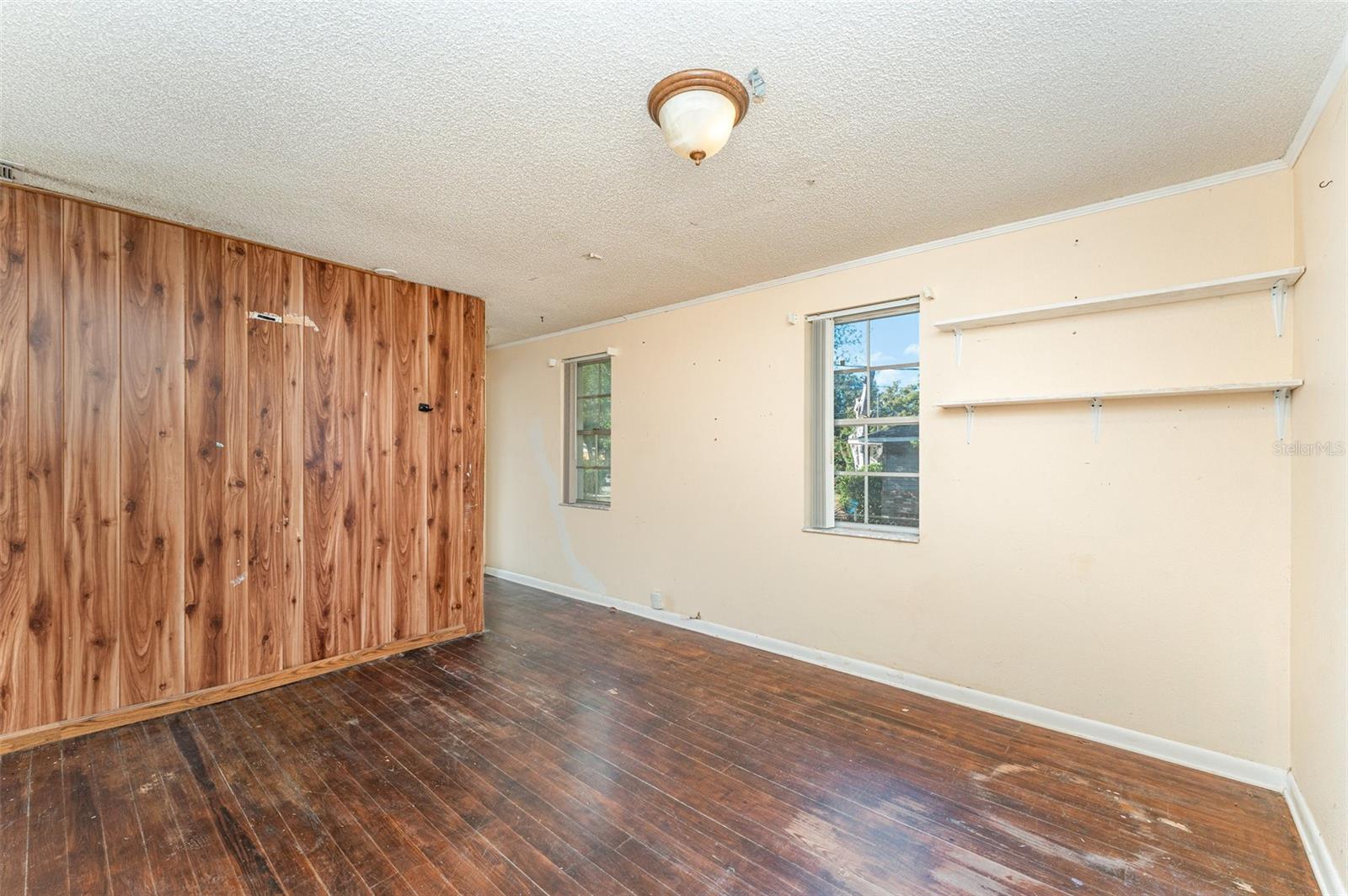 COLLEGE HEIGHTS OR COKER & BUZBEE - Residential