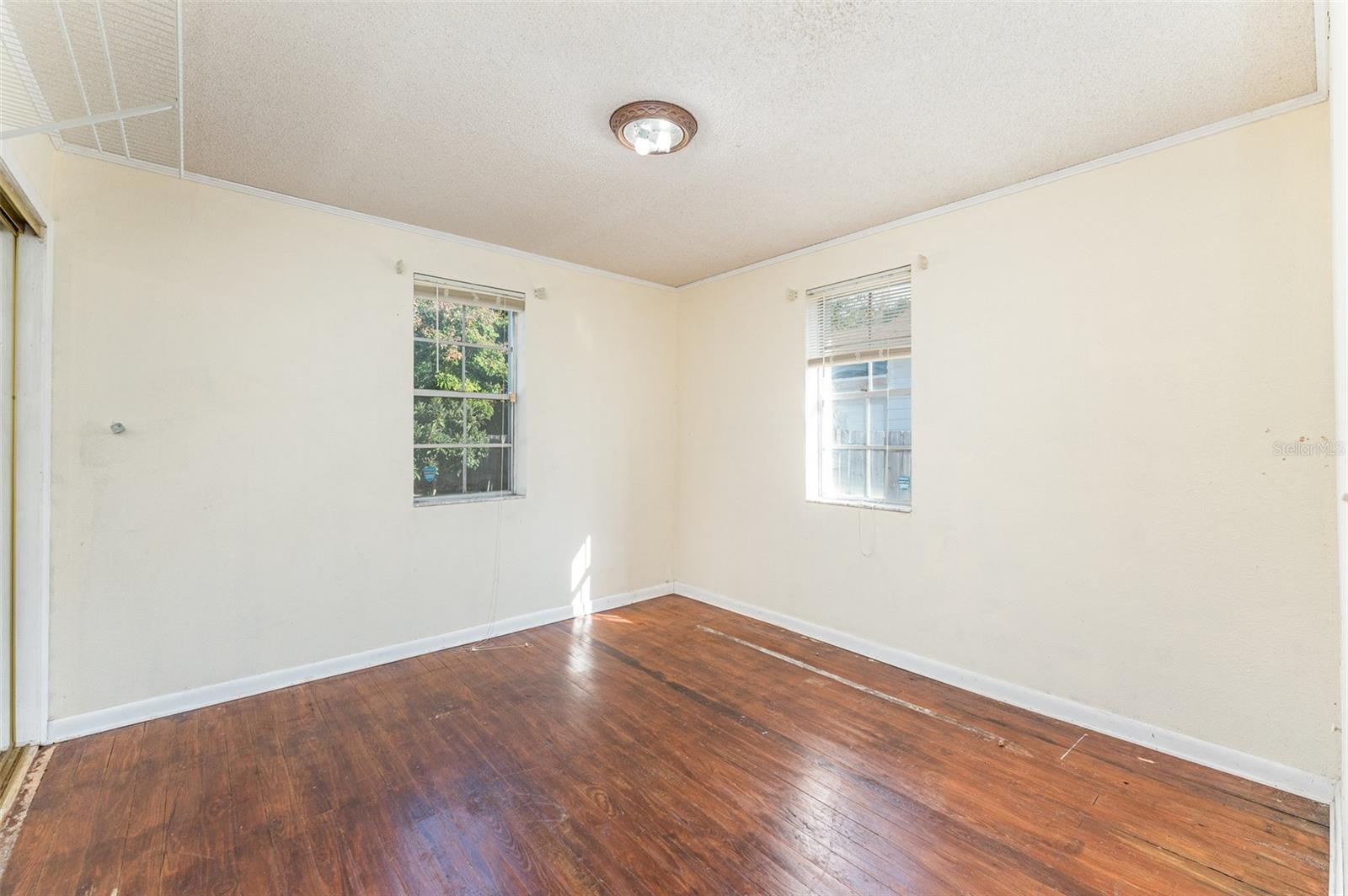 COLLEGE HEIGHTS OR COKER & BUZBEE - Residential