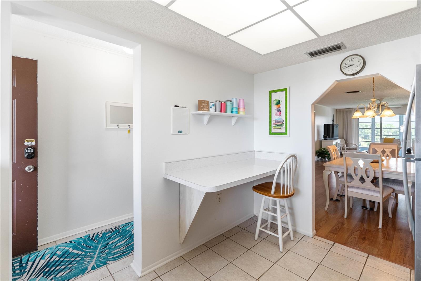 BAYSHORE ON THE LAKE APTS II SEC 2 - Residential