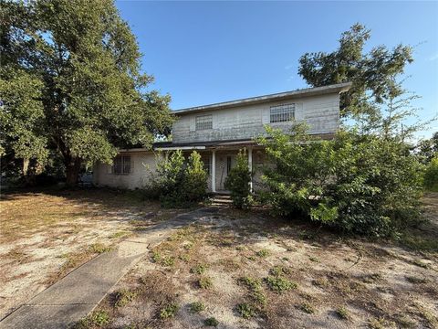 Photo of 548 Martin Luther King Boulevard NE, Winter Haven, FL 33881 (MLS # L4956442)