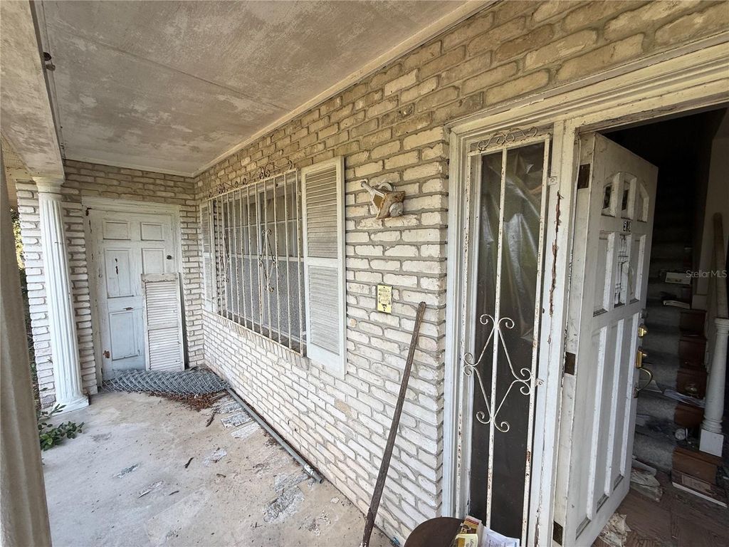 Photo of 548 Martin Luther King Boulevard NE, Winter Haven, FL 33881 (MLS # L4956442)