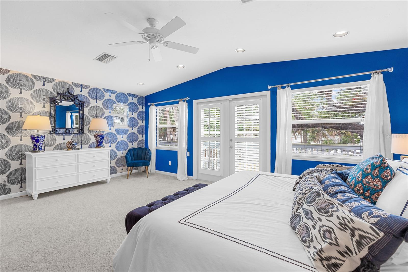 SIESTA BEACH - Residential