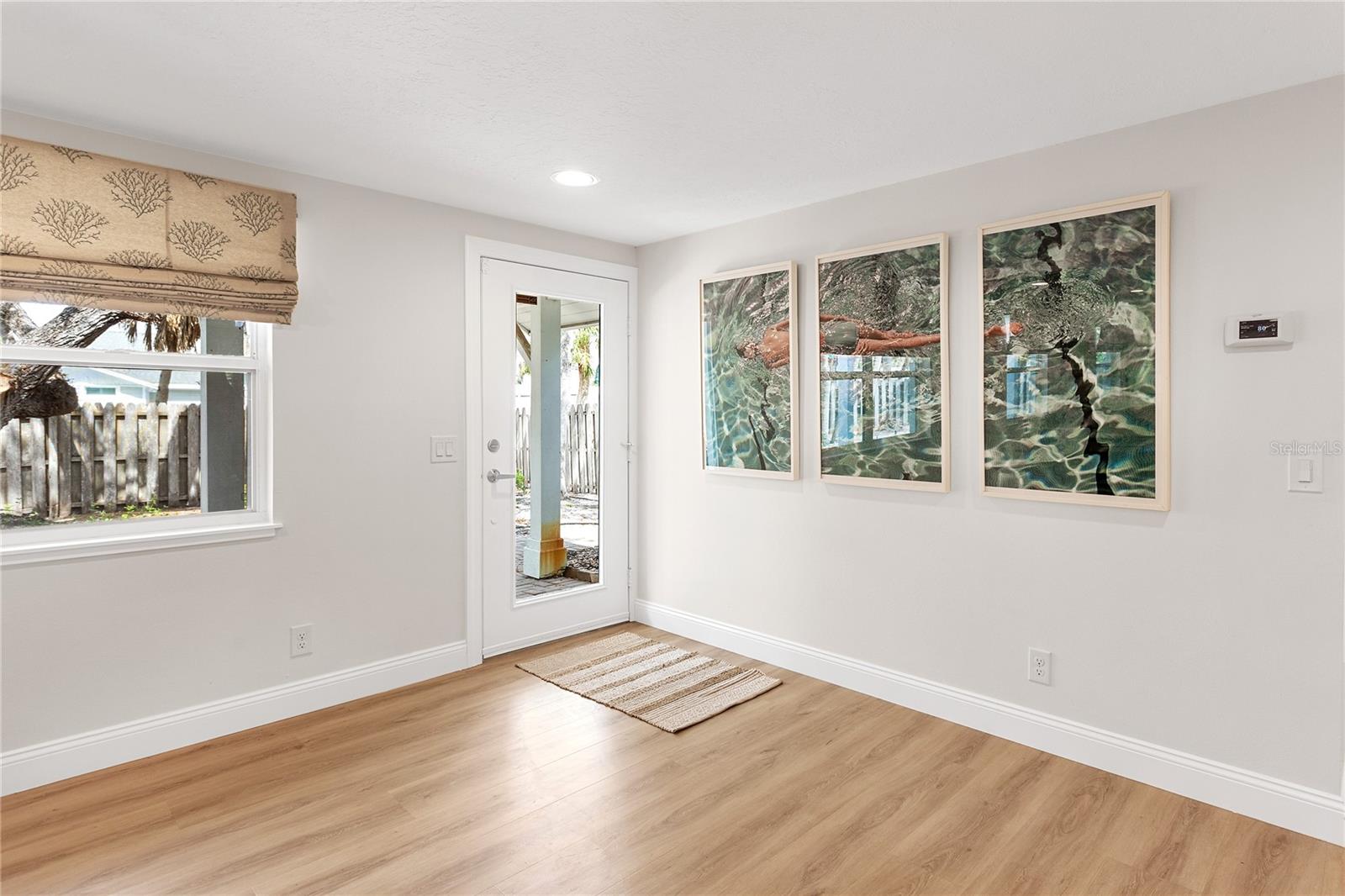 SIESTA BEACH - Residential