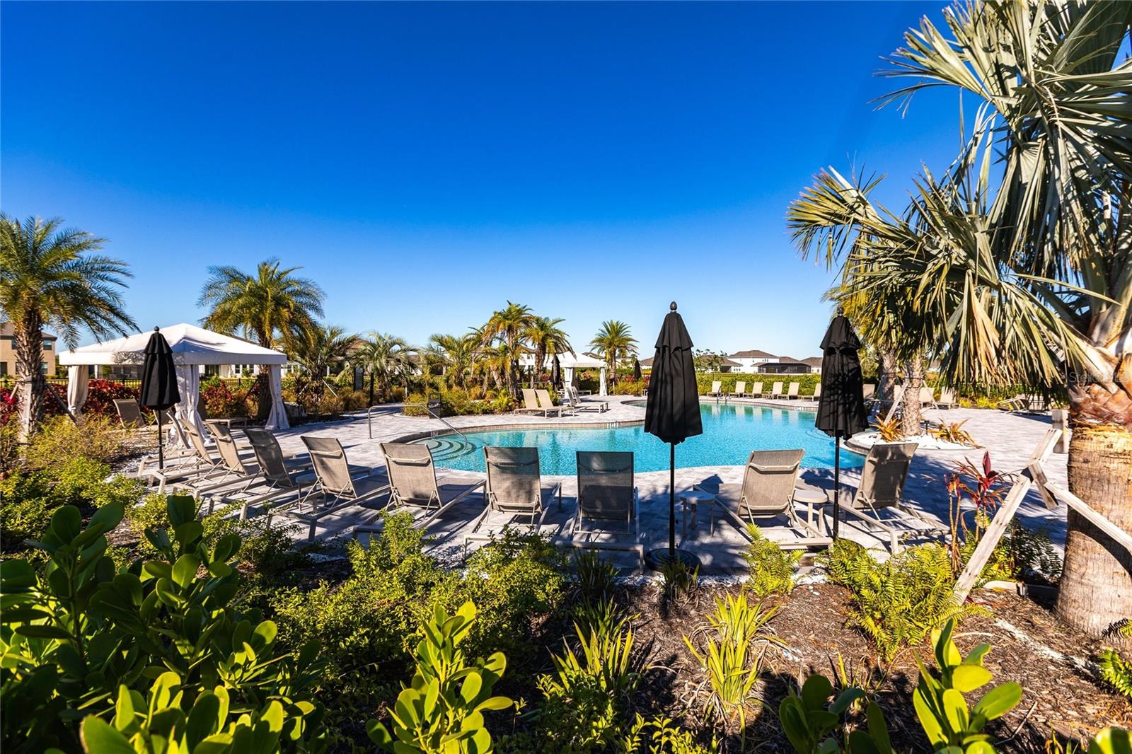 PARK EAST AT AZARIO PH I SUBPH A & B - Residential Lease