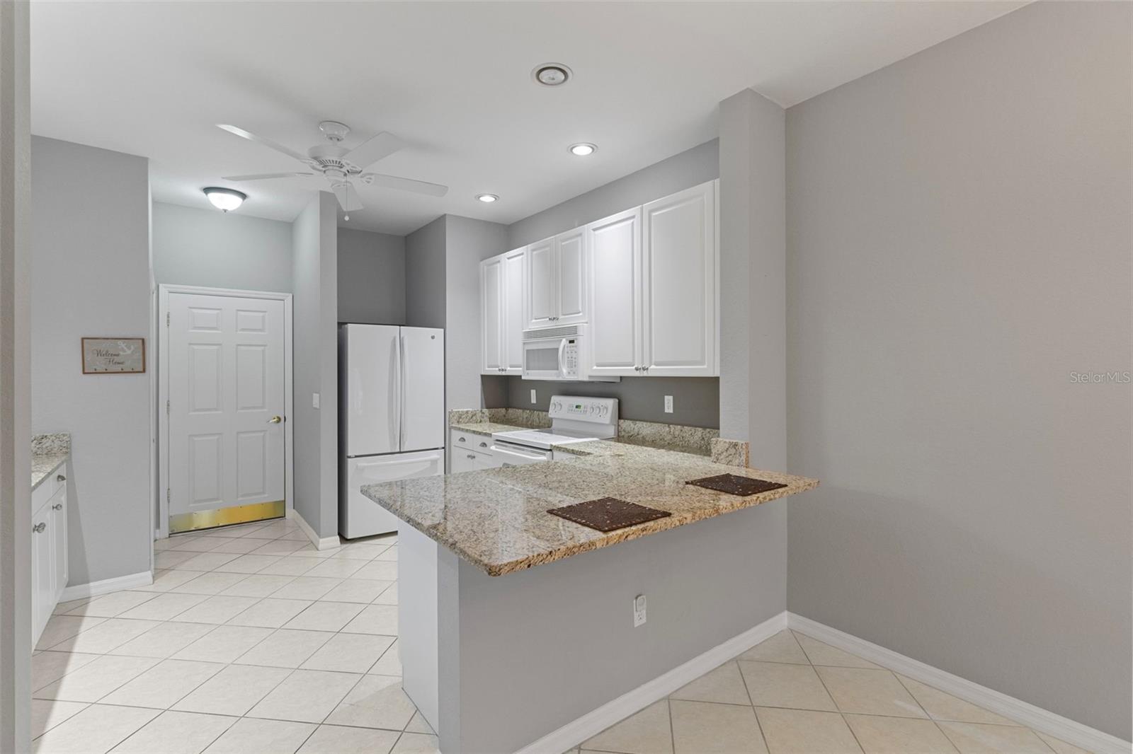 LAKESIDE PLANTATION - Residential