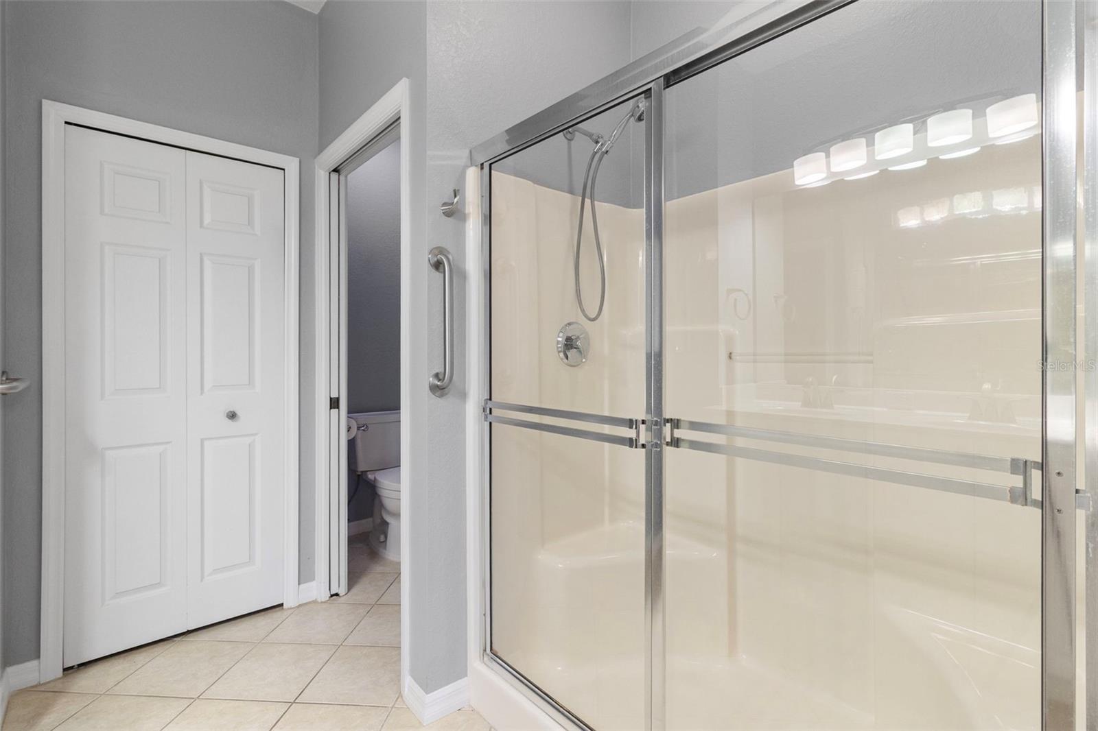 LAKESIDE PLANTATION - Residential