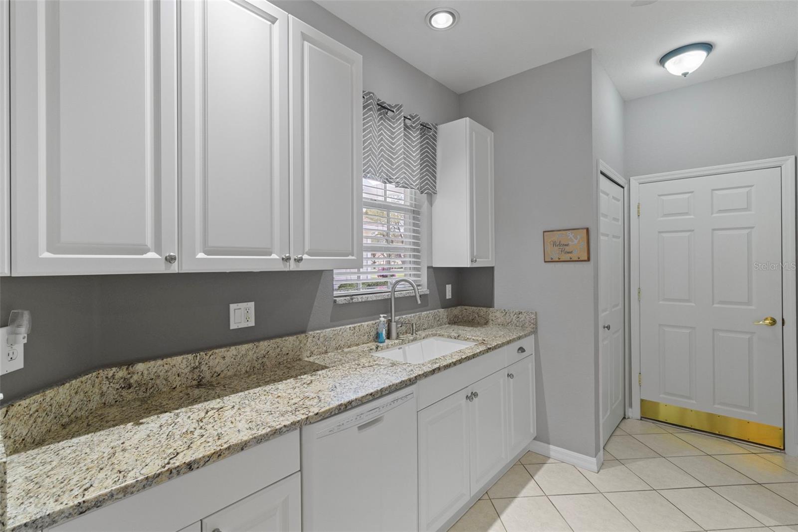 LAKESIDE PLANTATION - Residential