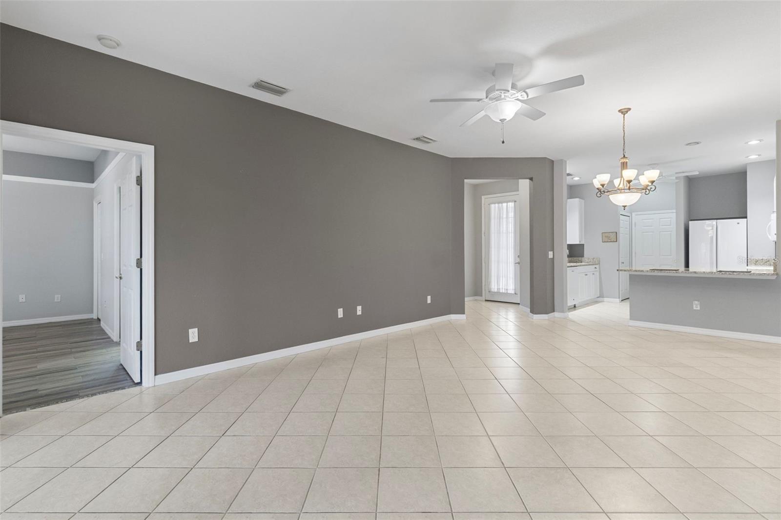 LAKESIDE PLANTATION - Residential