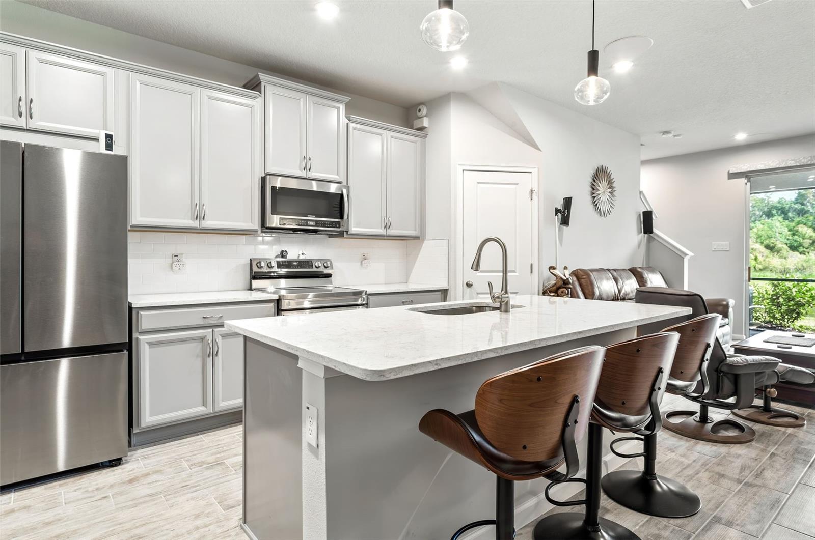 8321 WILDFLOWER GLEN AVENUE