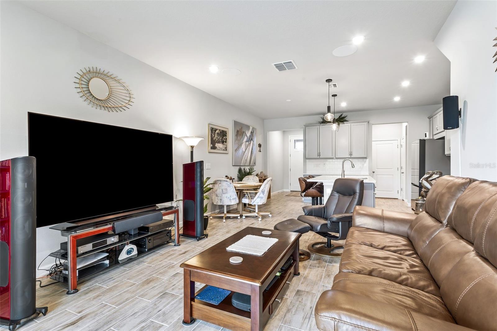 CITRON GROVE - Residential