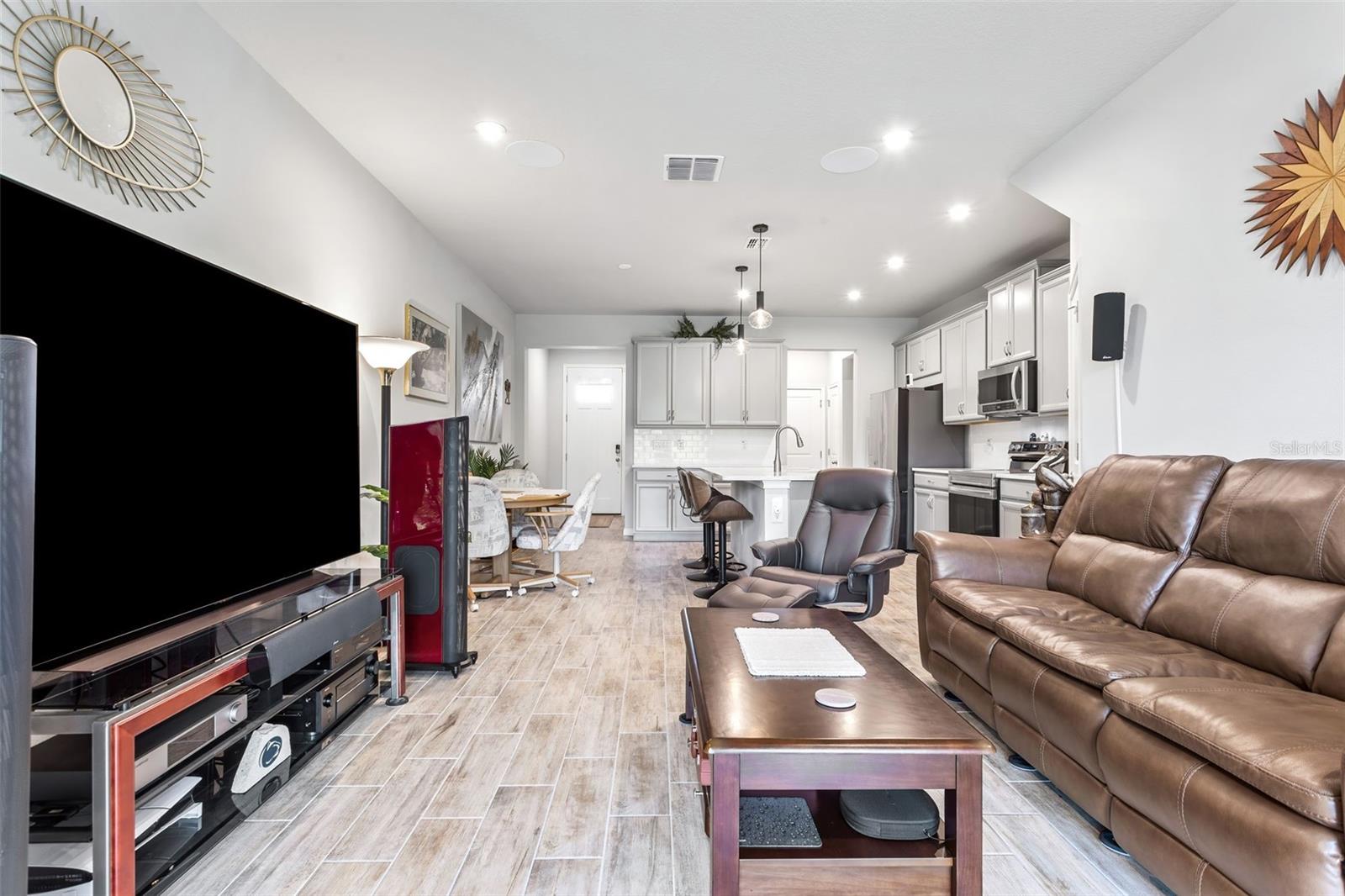CITRON GROVE - Residential