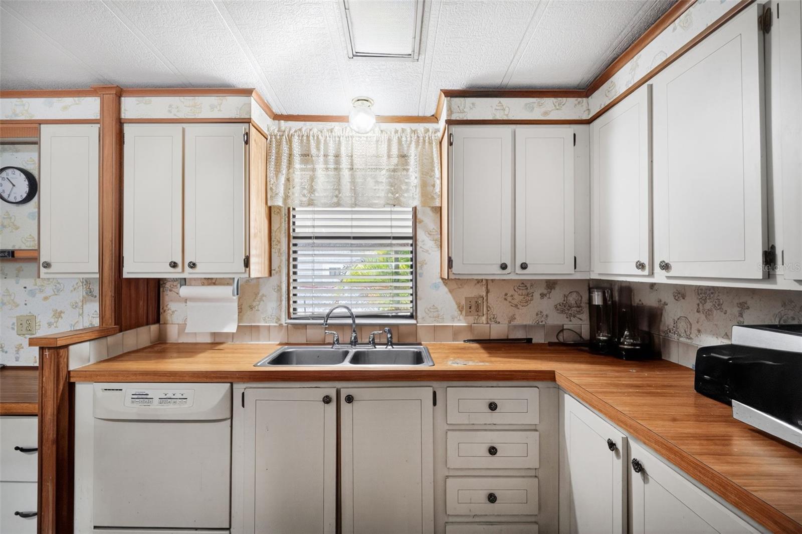 PINE LAKE - Residential