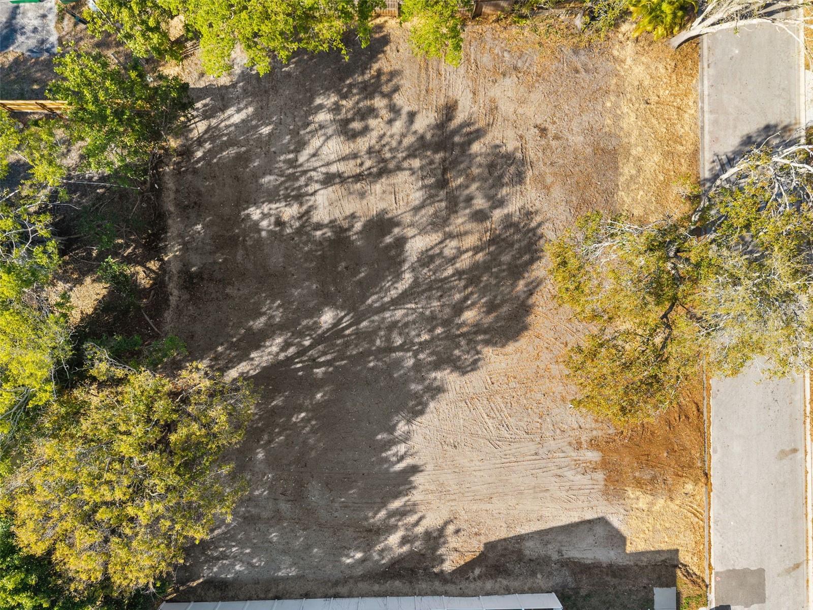 NORTH RIDGE PARK - Land