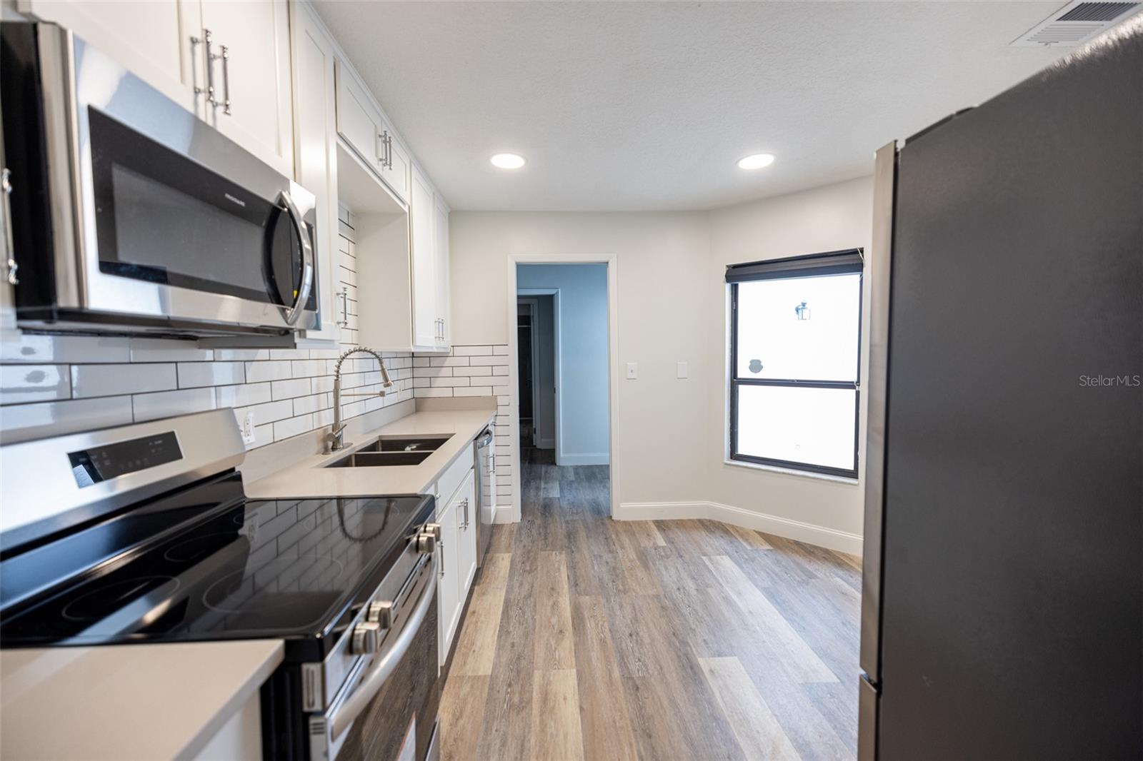 MAGNOLIA WOODS @ERROL ESTATES - Residential