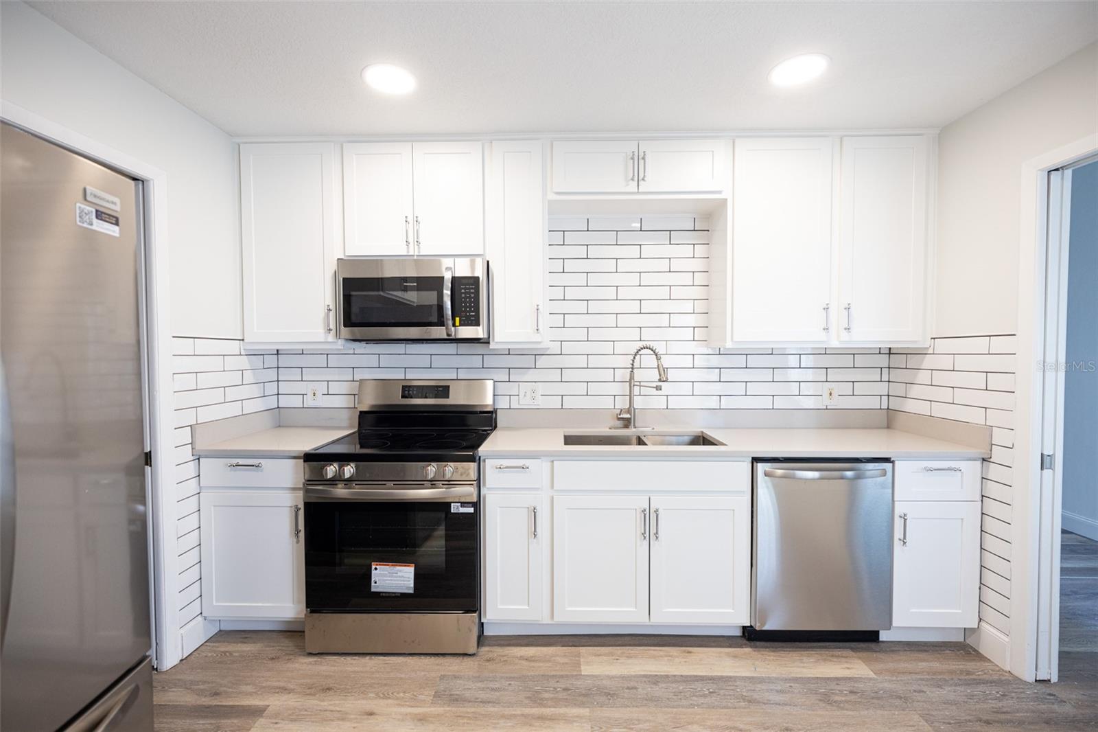 MAGNOLIA WOODS @ERROL ESTATES - Residential