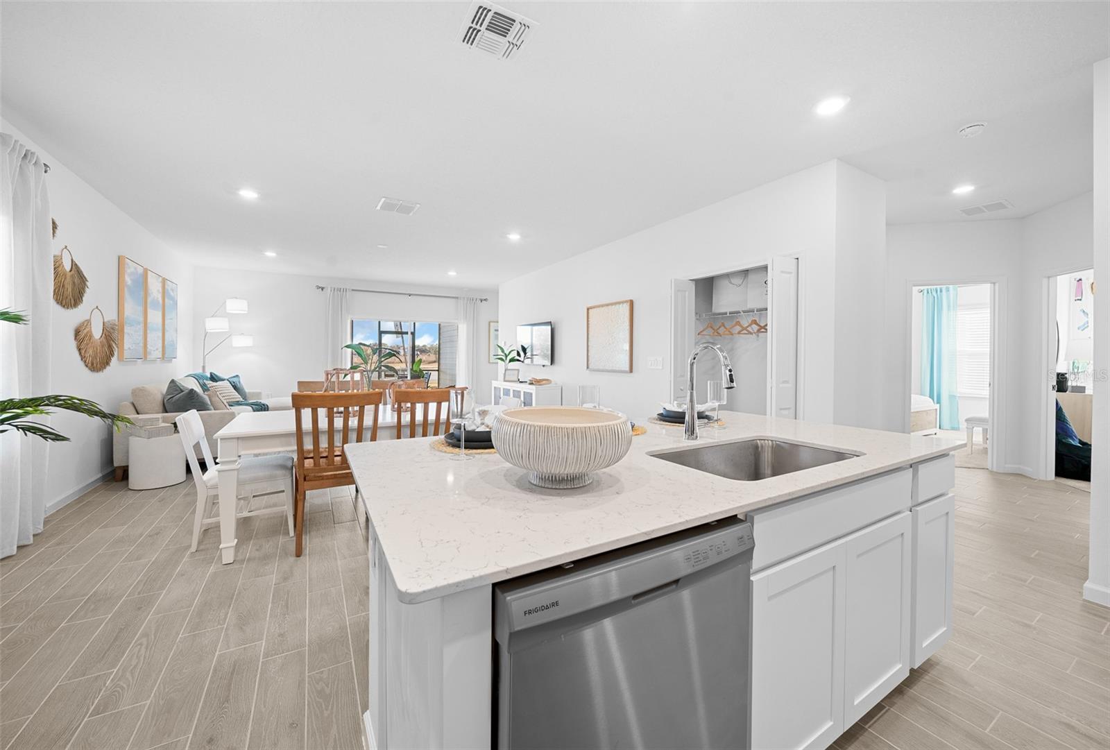 PIONEER RANCH - Residential