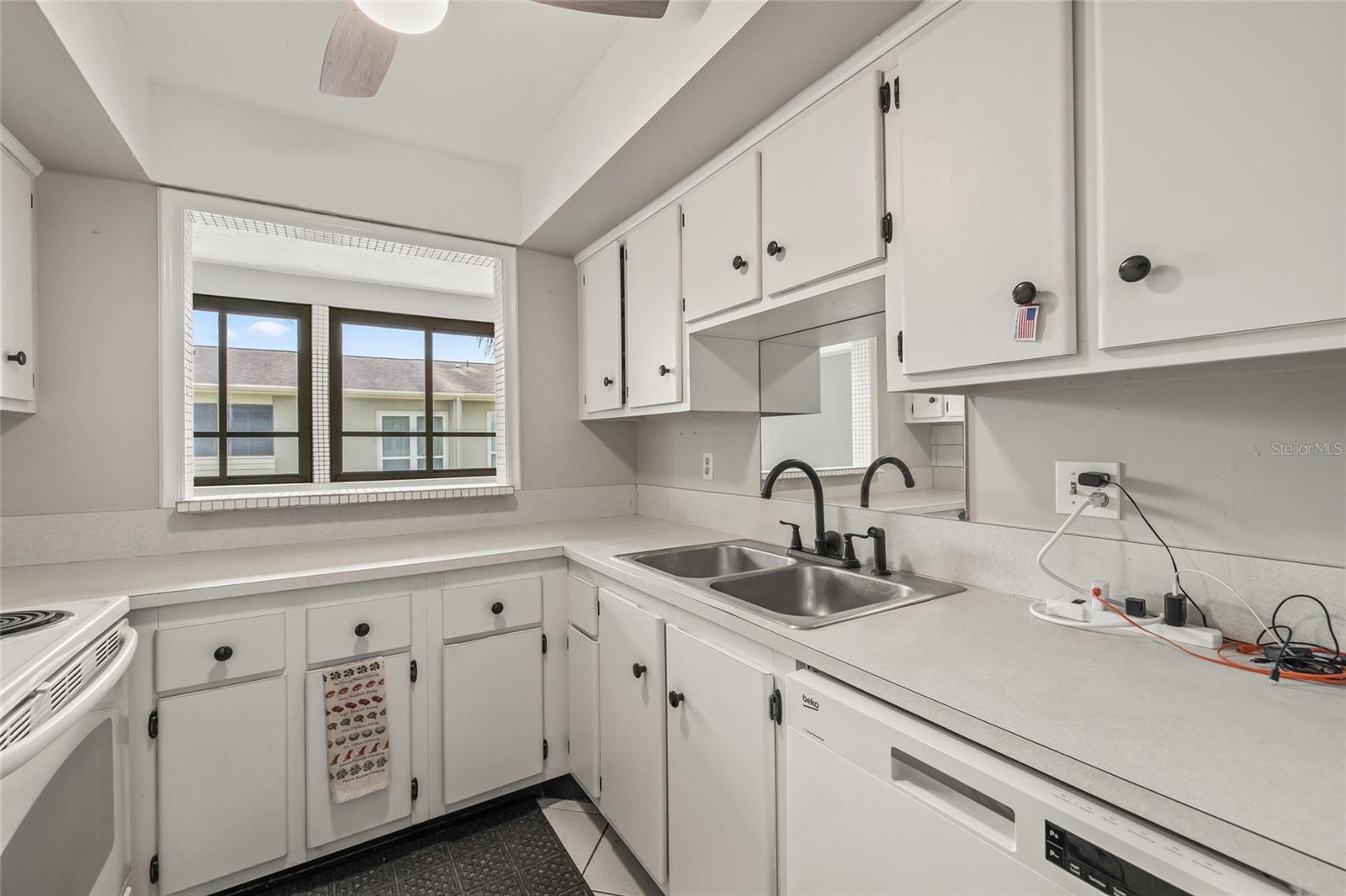 WINDRUSH BAY CONDOMINIUMS - Residential