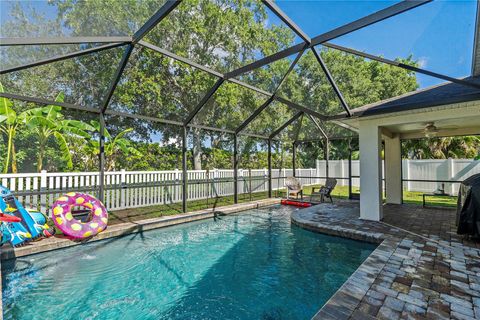 A home in PALMETTO