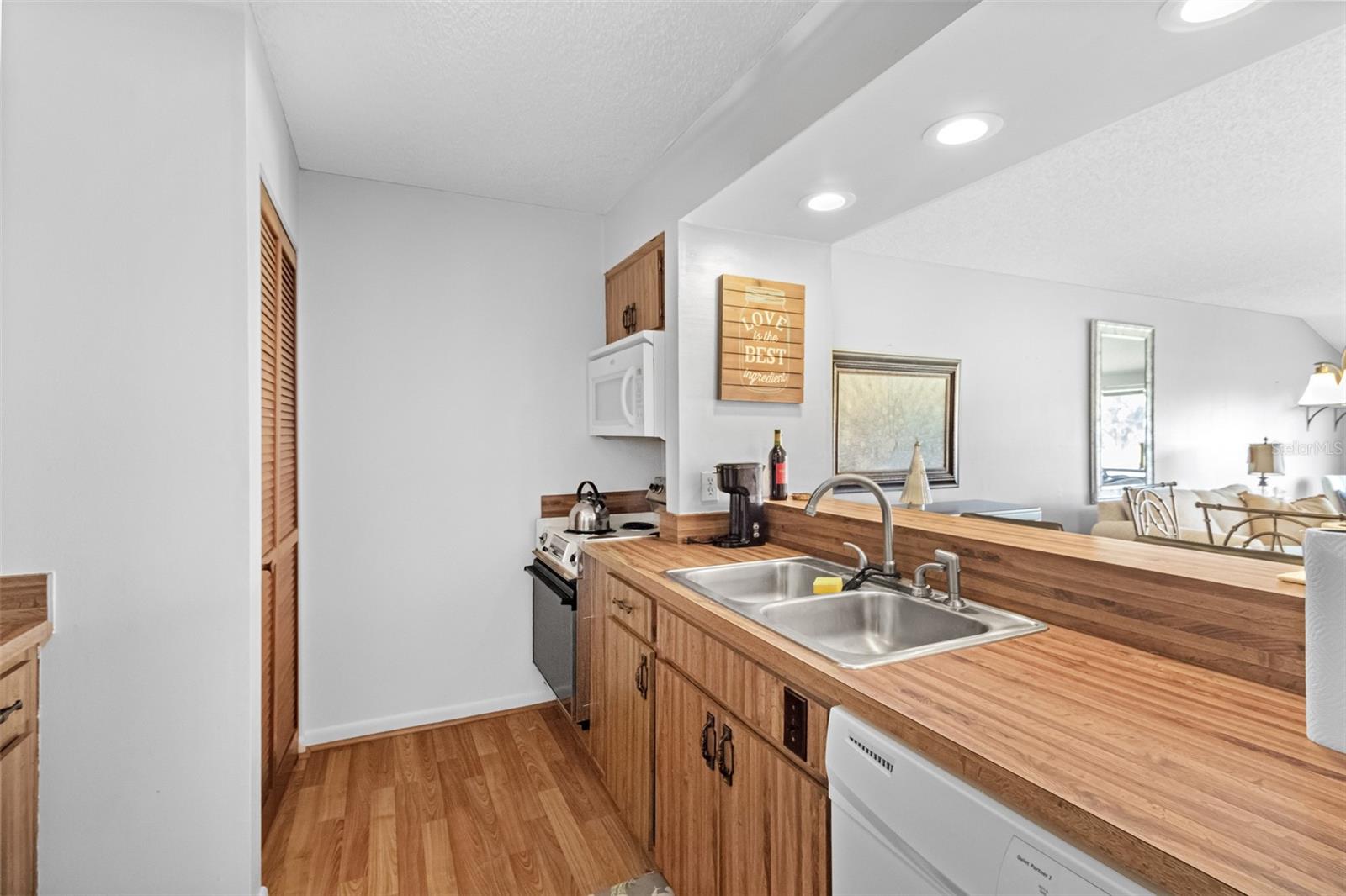 SADDLEBROOK CONDO CL 05 - Residential Lease