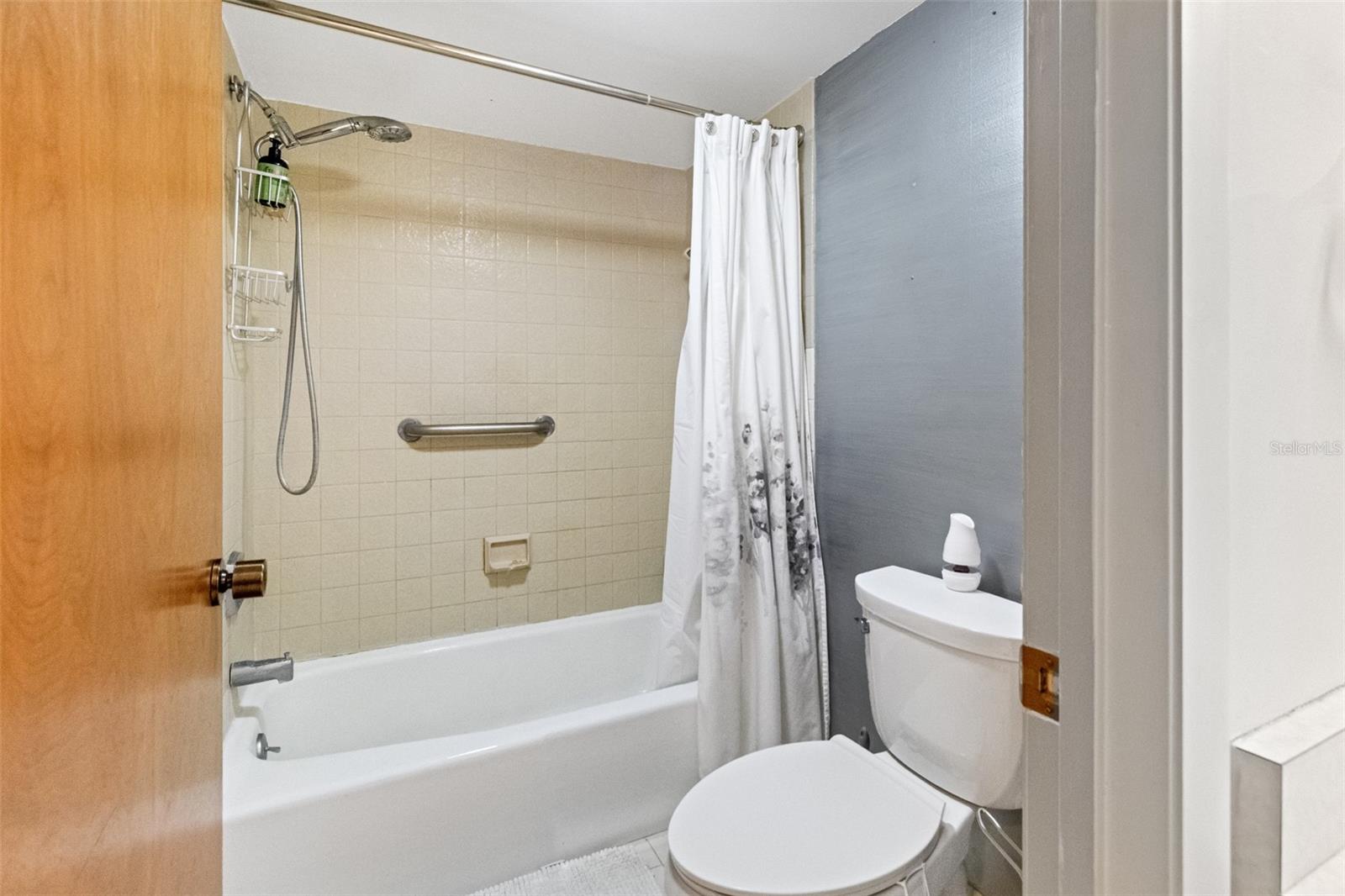 SADDLEBROOK CONDO CL 05 - Residential Lease