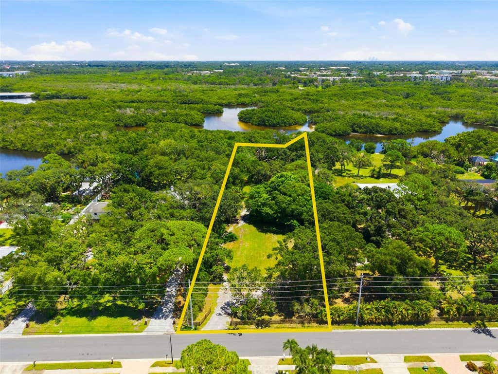 Photo of 6495 Burning Tree Drive, Seminole, FL 33777 (MLS # TB8537365)