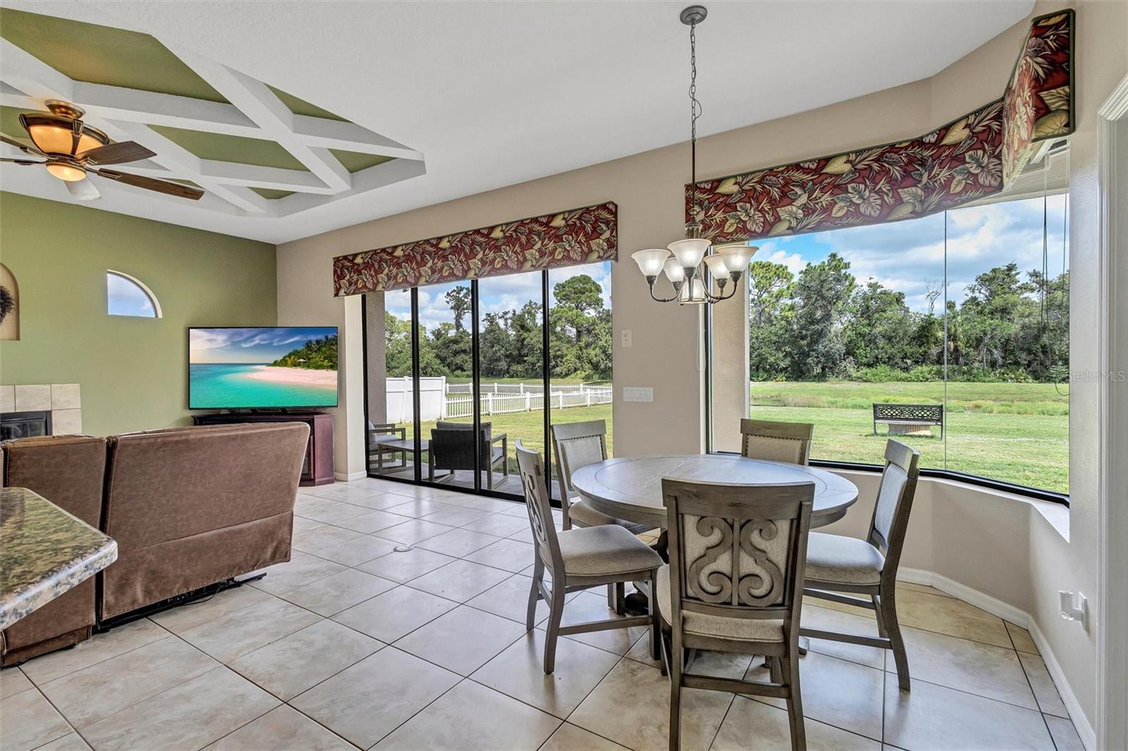 COUNTRY CREEK PH III - Residential