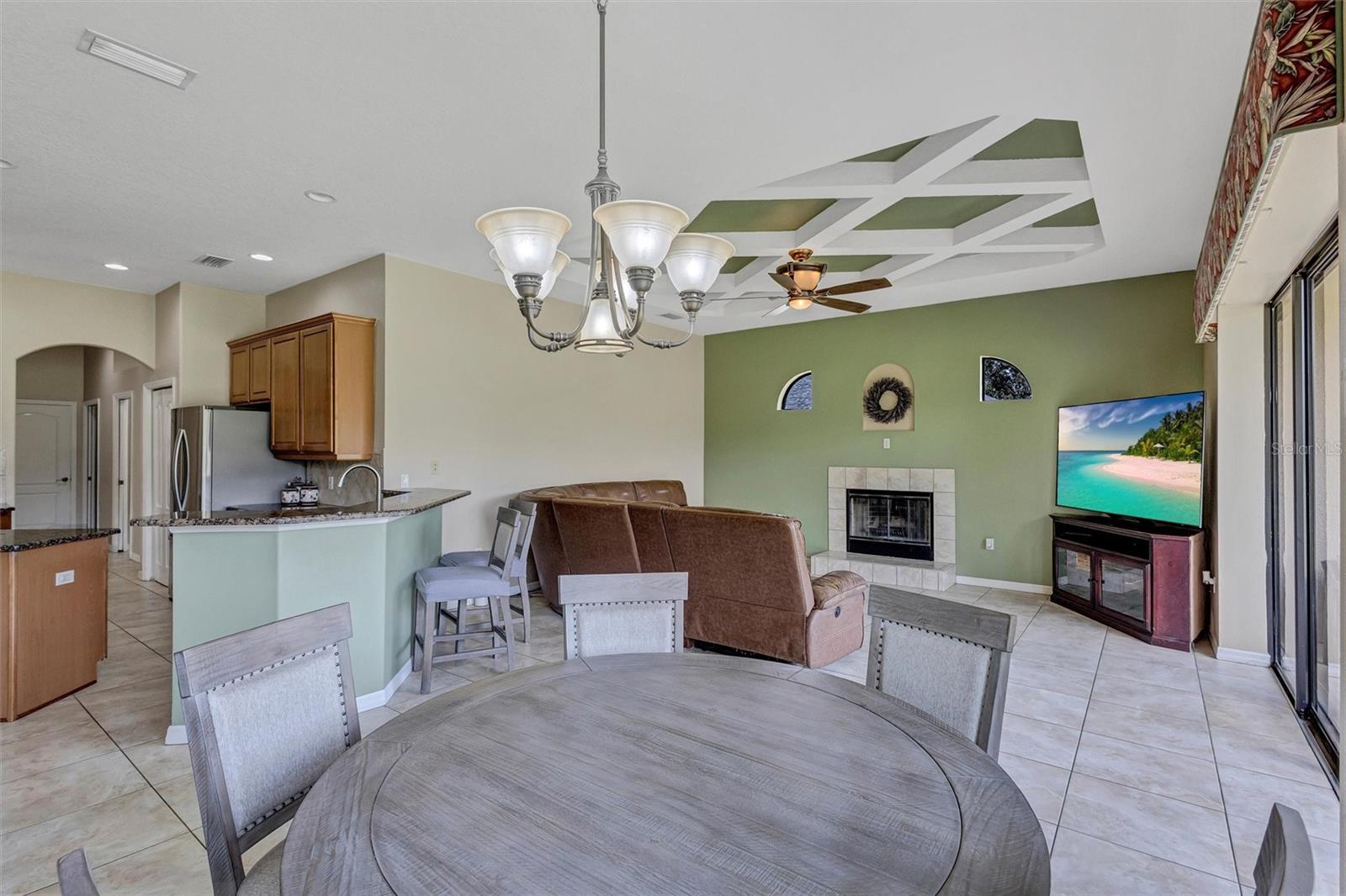 COUNTRY CREEK PH III - Residential