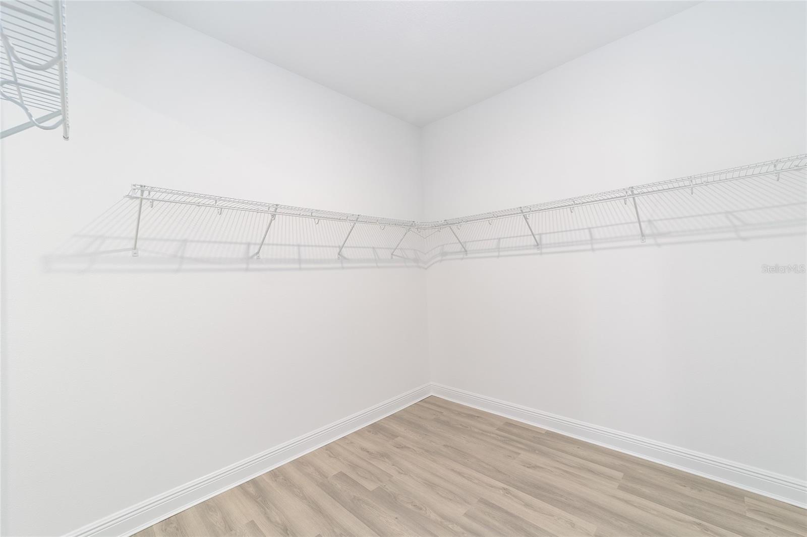 ON TOP OF THE WORLD - Residential