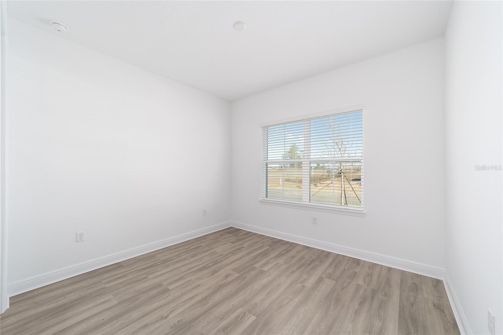 ON TOP OF THE WORLD - Residential