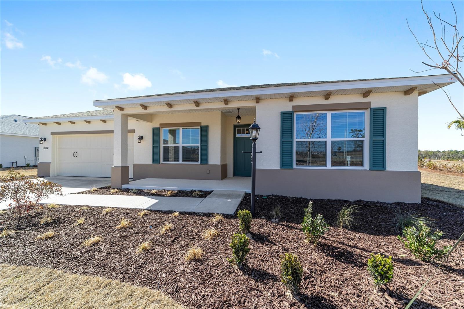 ON TOP OF THE WORLD - Residential