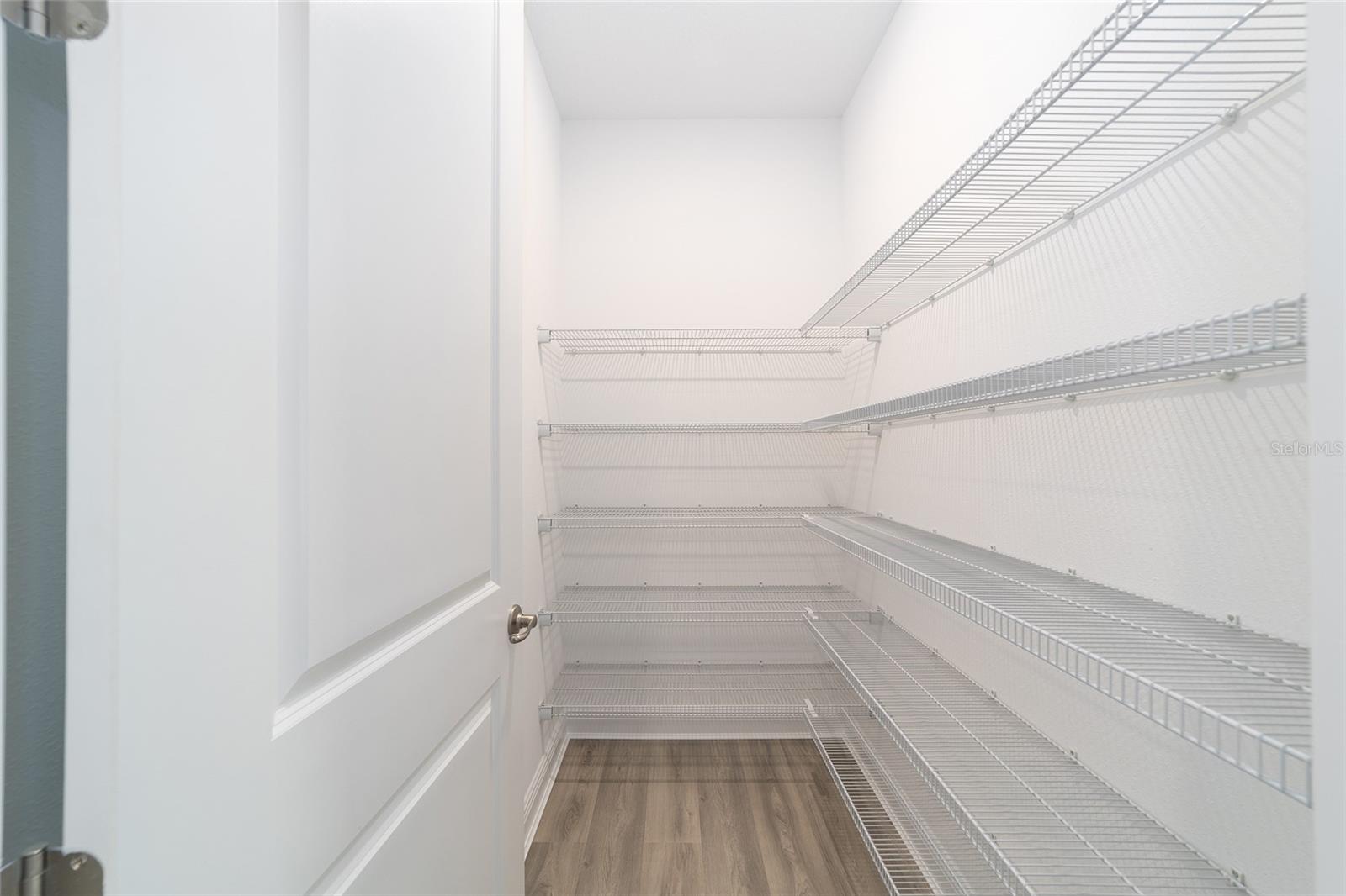 ON TOP OF THE WORLD - Residential