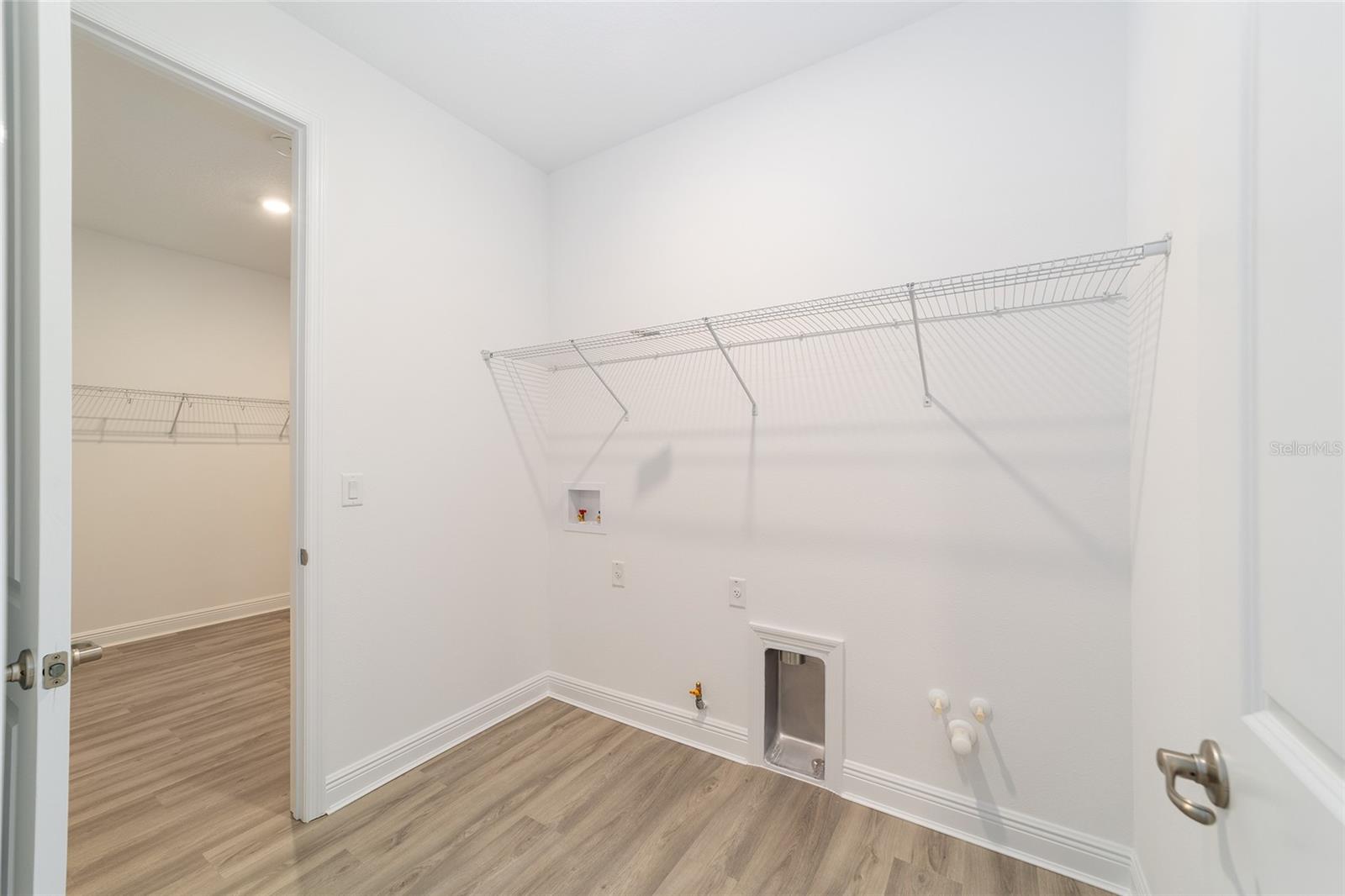 ON TOP OF THE WORLD - Residential