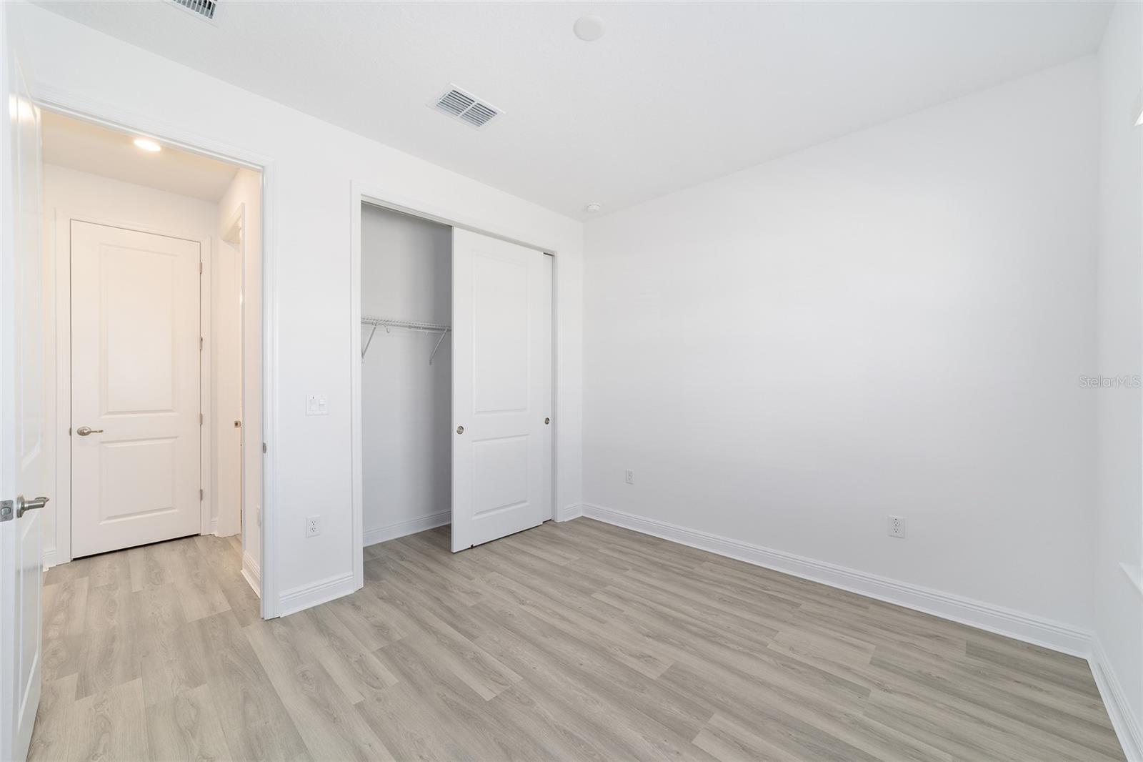 ON TOP OF THE WORLD - Residential